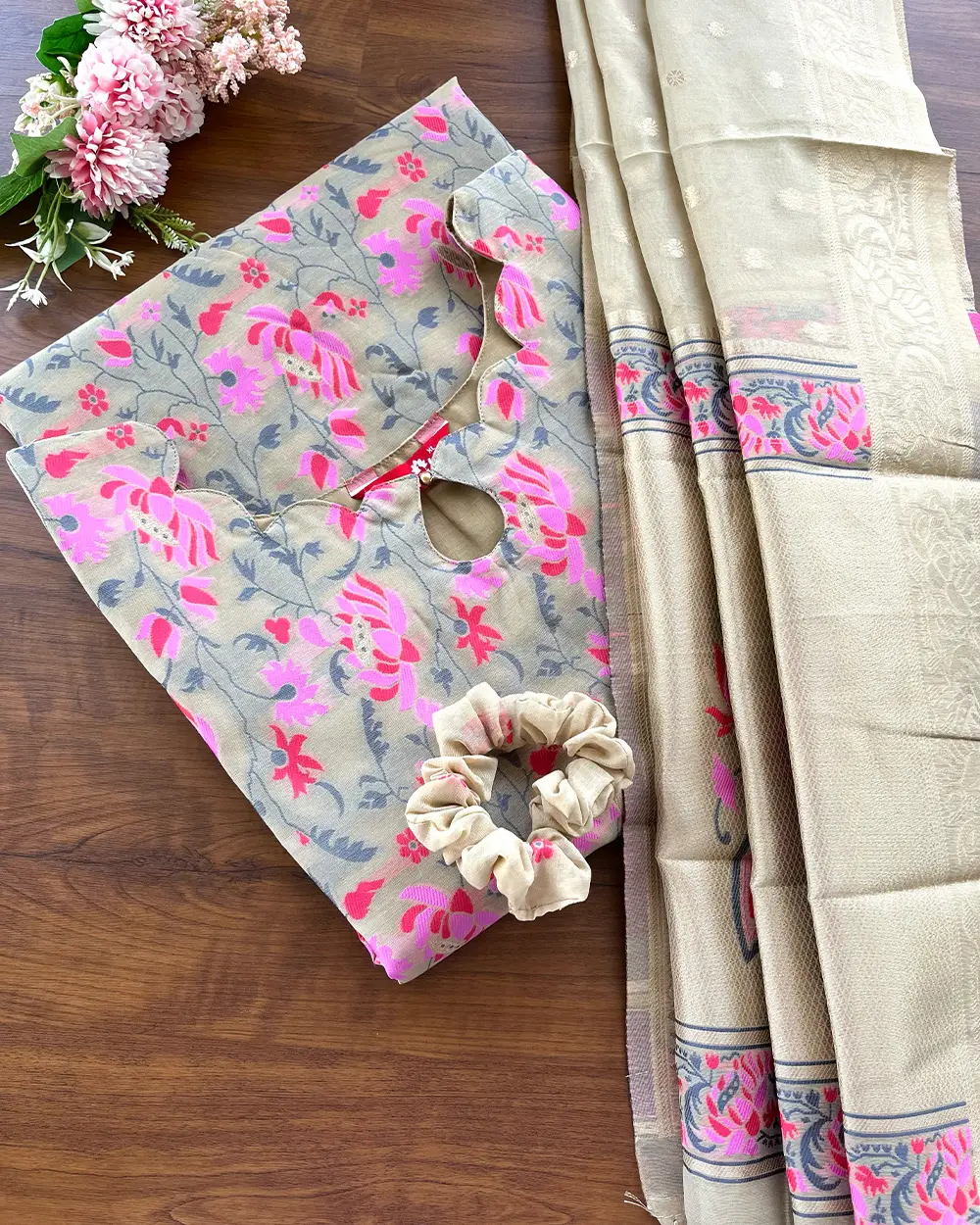T102 Banaras cotton kurta set (Top-Dupatta)