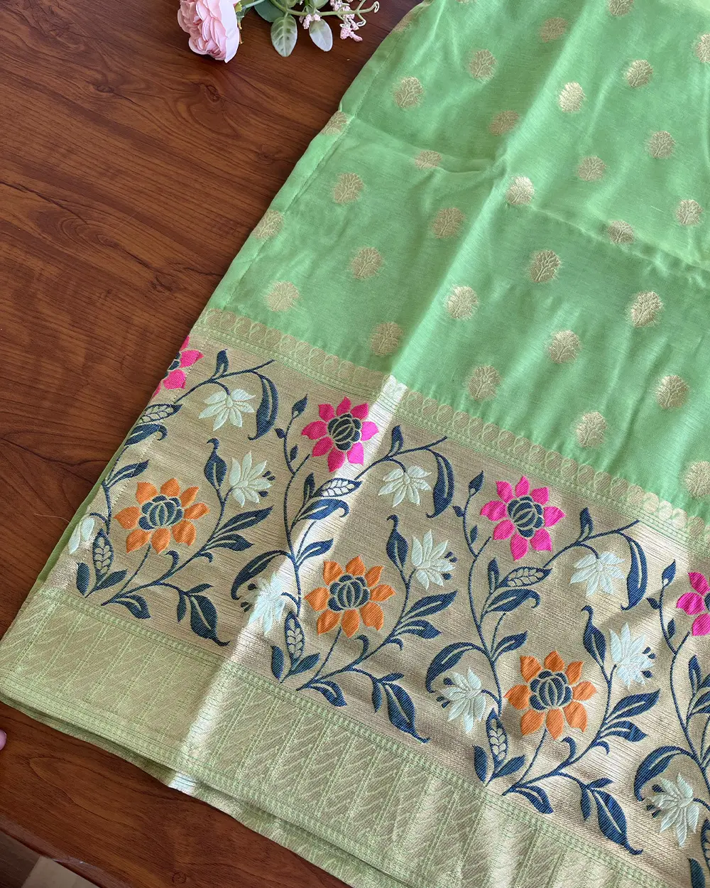 T120 Green Cotton Banaras Kurta Set (Top-Dupatta) - Image 2