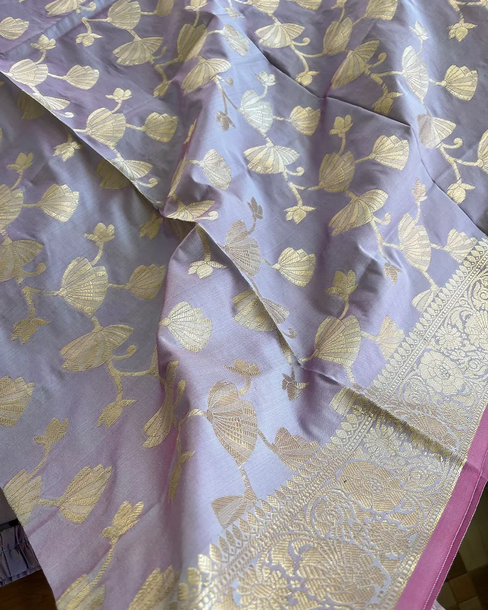 T168 Metallic Lavender Silk Kurta Set - Image 4