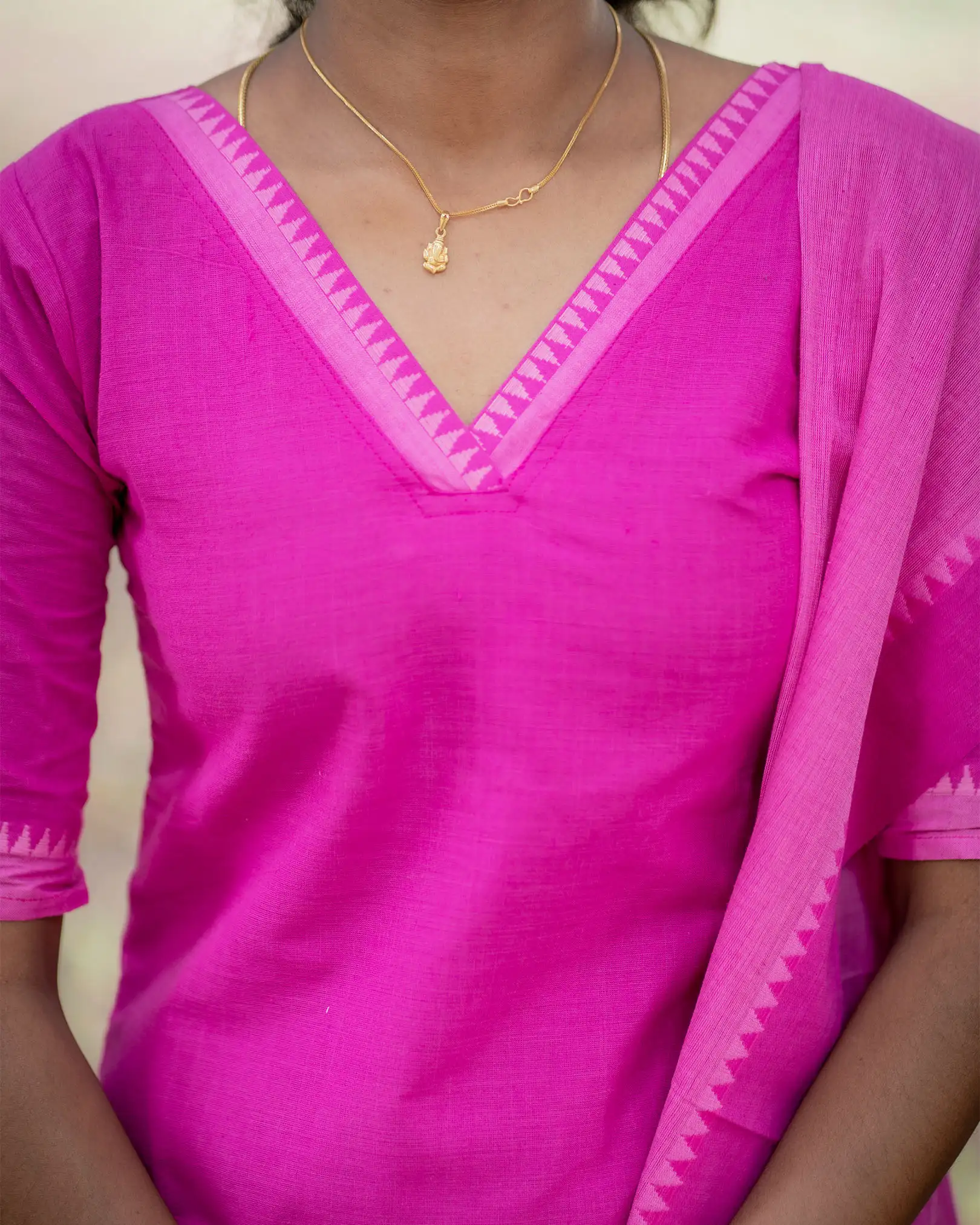T041 Gulabi handloom cotton kurta set - Image 4