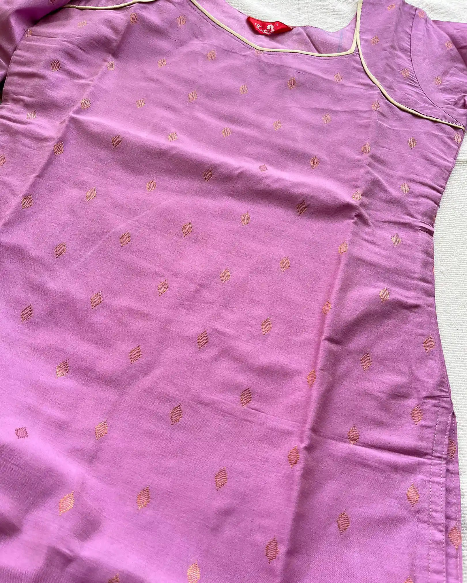 T007 Lavender Butter silk kurta set - Image 5