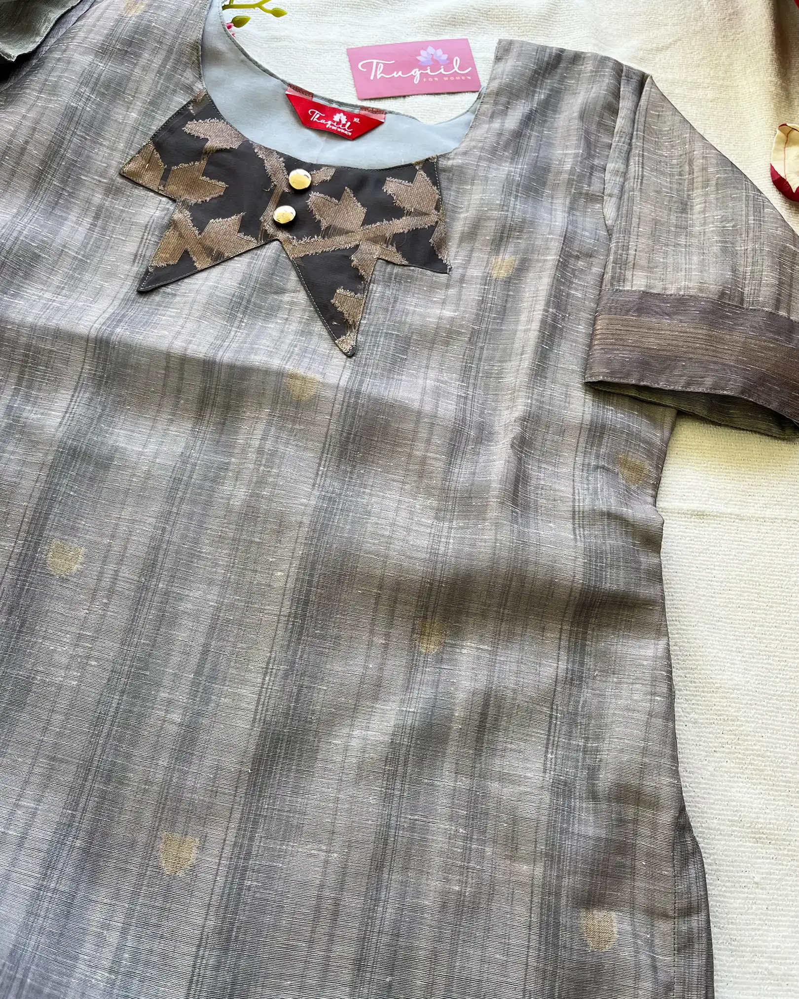 T048 LUXE - Grey Jute Silk Kurta Set (Top-Dupatta) - Image 3