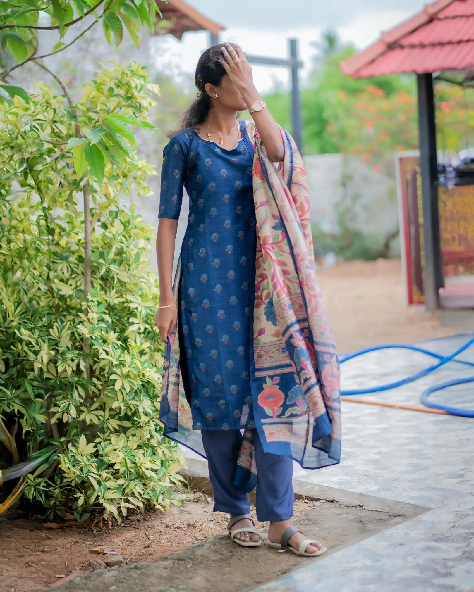 T086 Luxe - Majestic Blue Raw Silk Kurta Set - Image 2