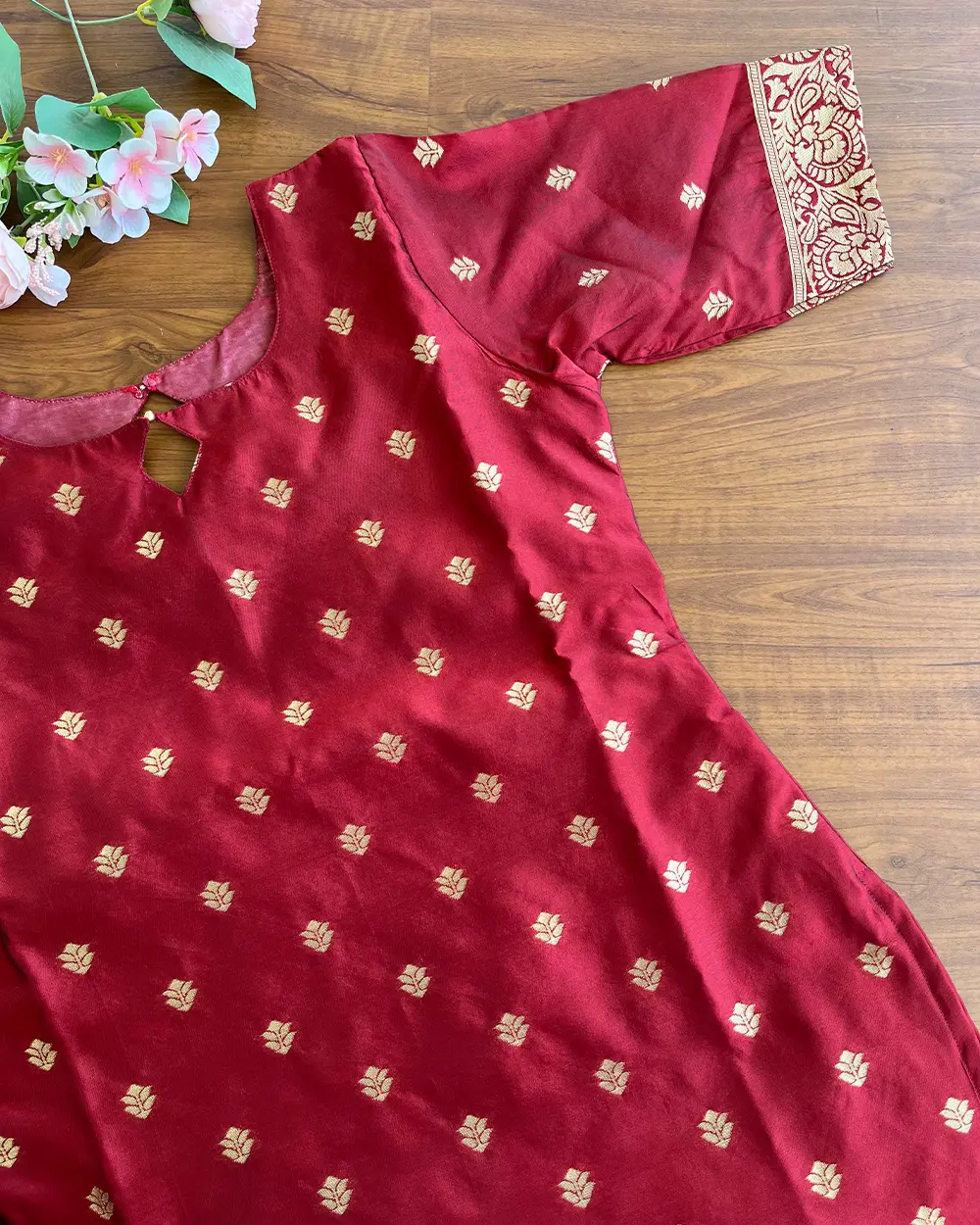 T115 Maroon Banaras Set Silk Kurta set - Image 3