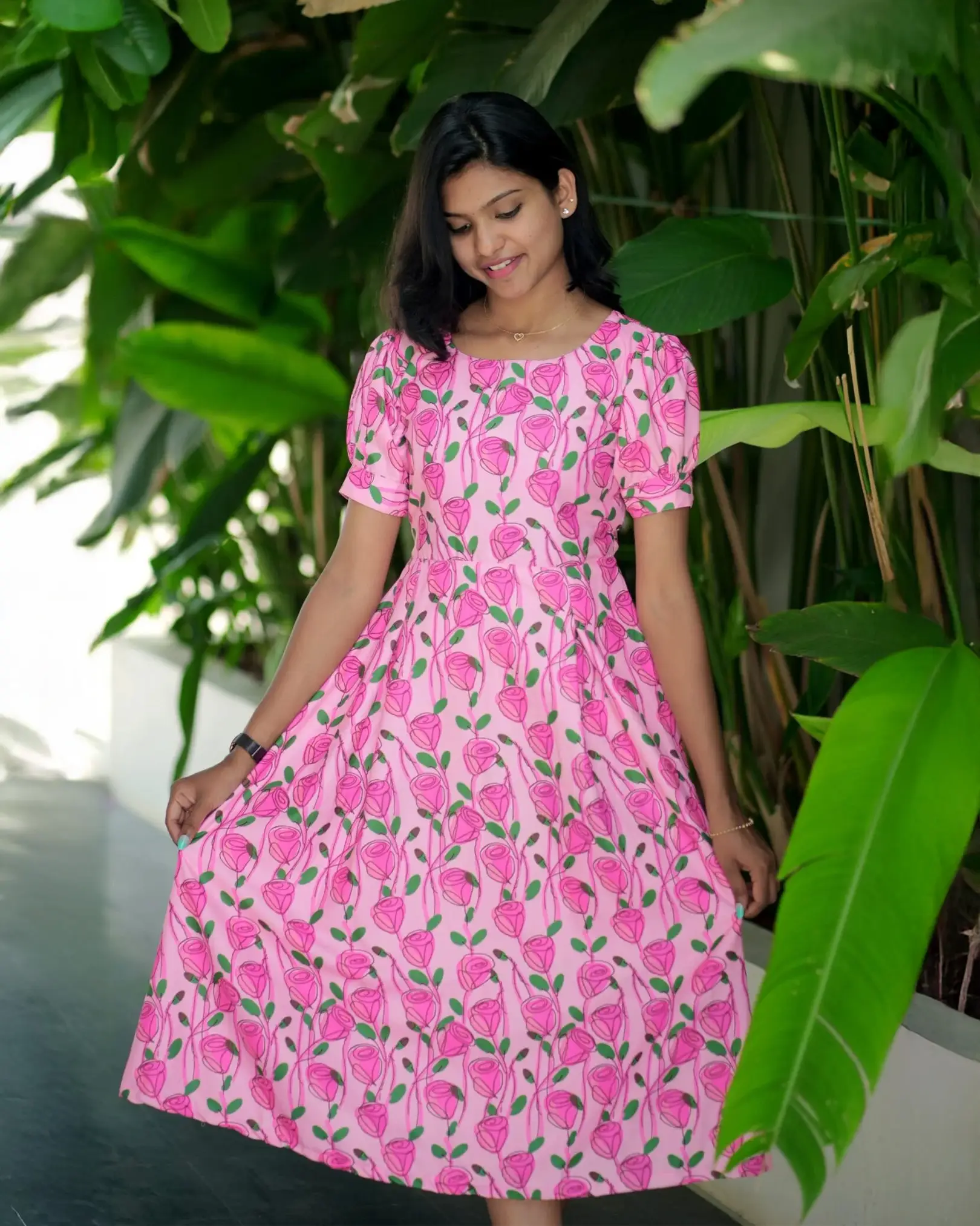T027 Rose garden dress - Image 3