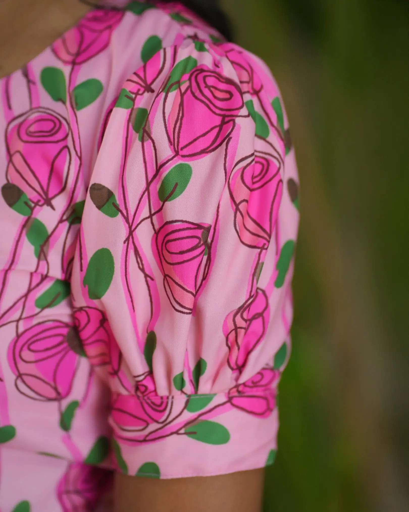 T027 Rose garden dress - Image 4