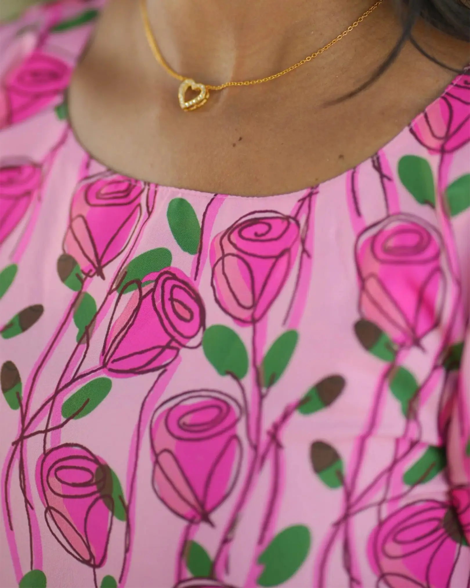 T027 Rose garden dress - Image 5