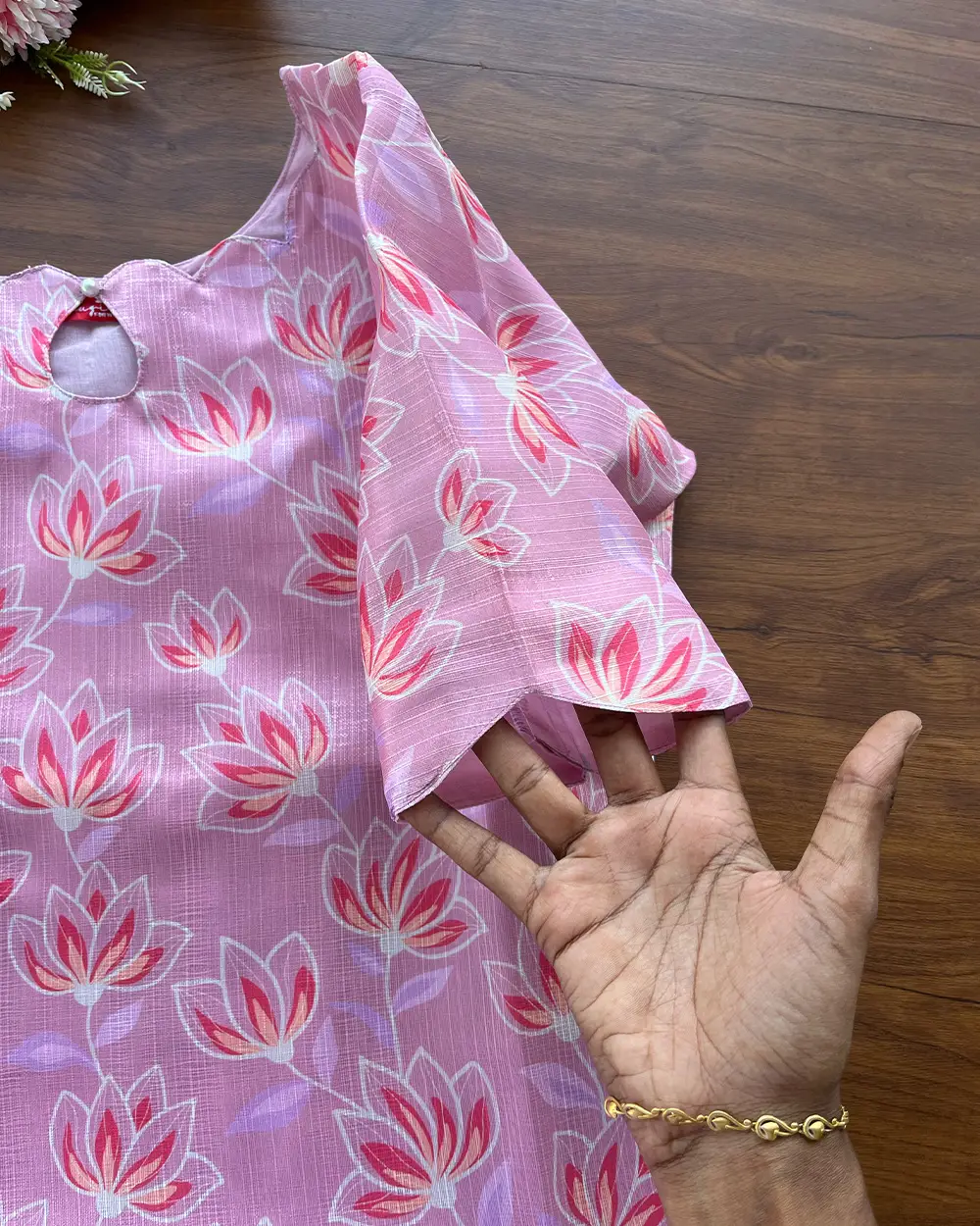 T103 Rose mist Silk Kurta - Image 4