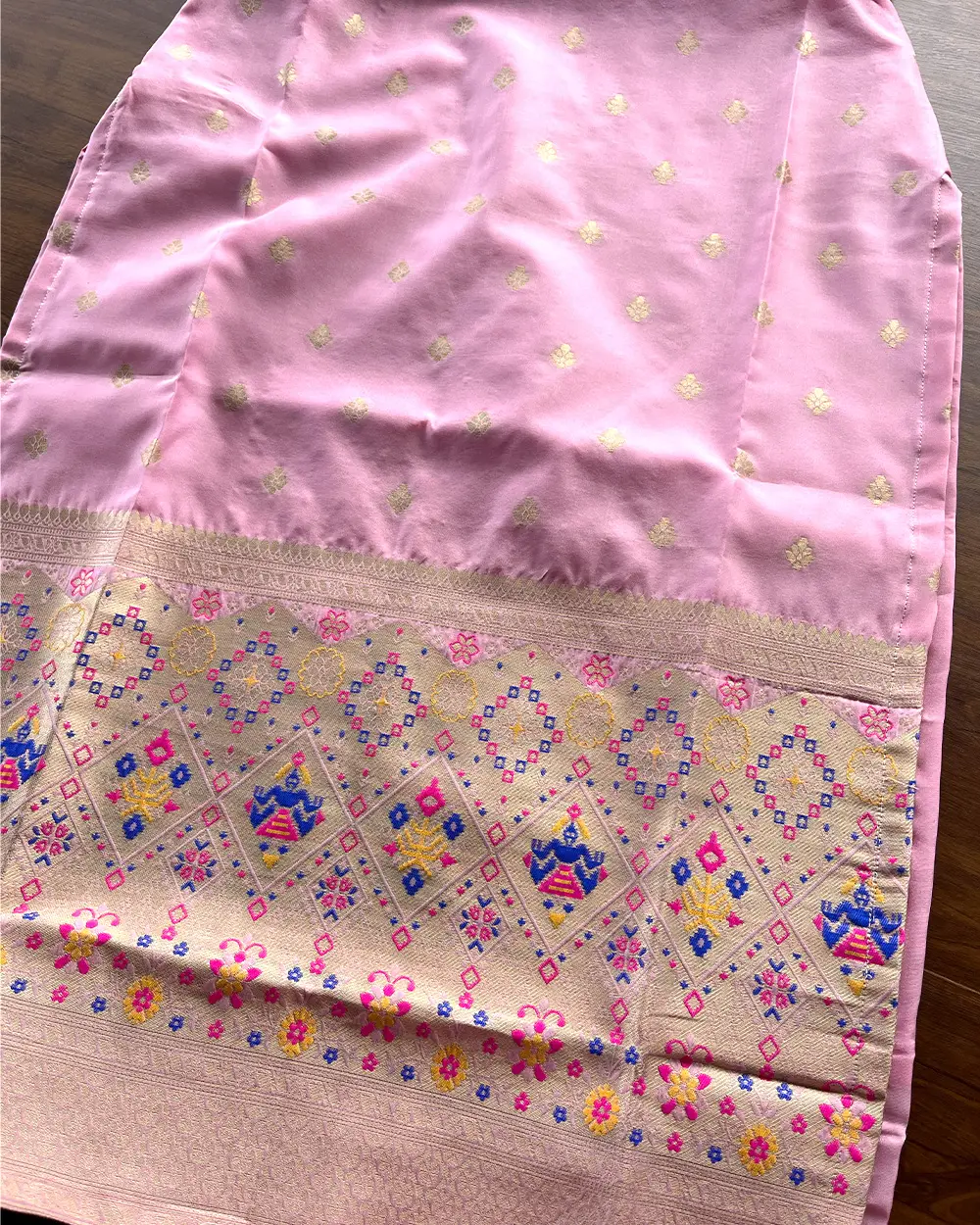 T200 Gulabi Banaras ArtSilk Kurta Set (Top-Dupatta) - Image 3