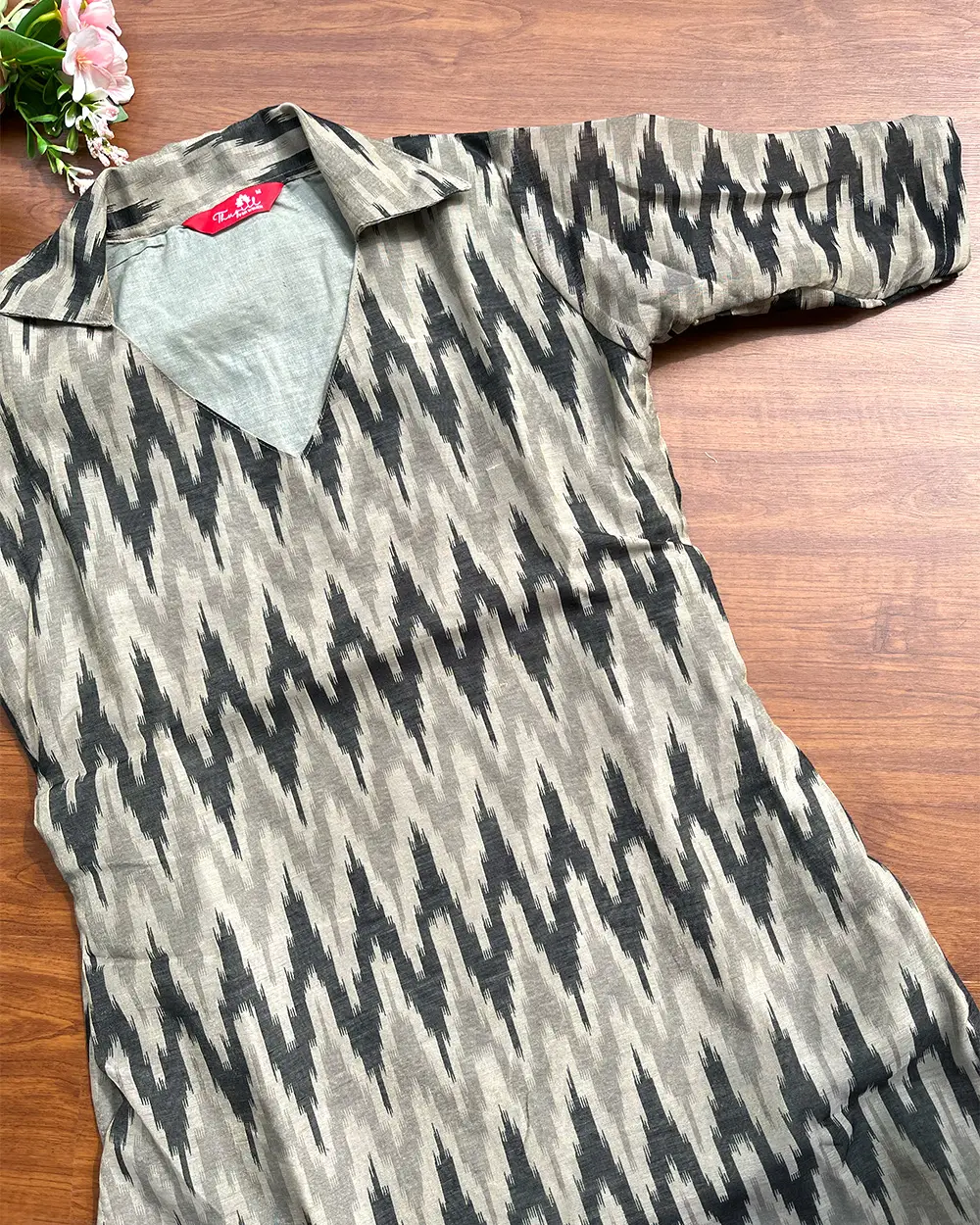 T214 Grey Chanderi Kurta - Image 2