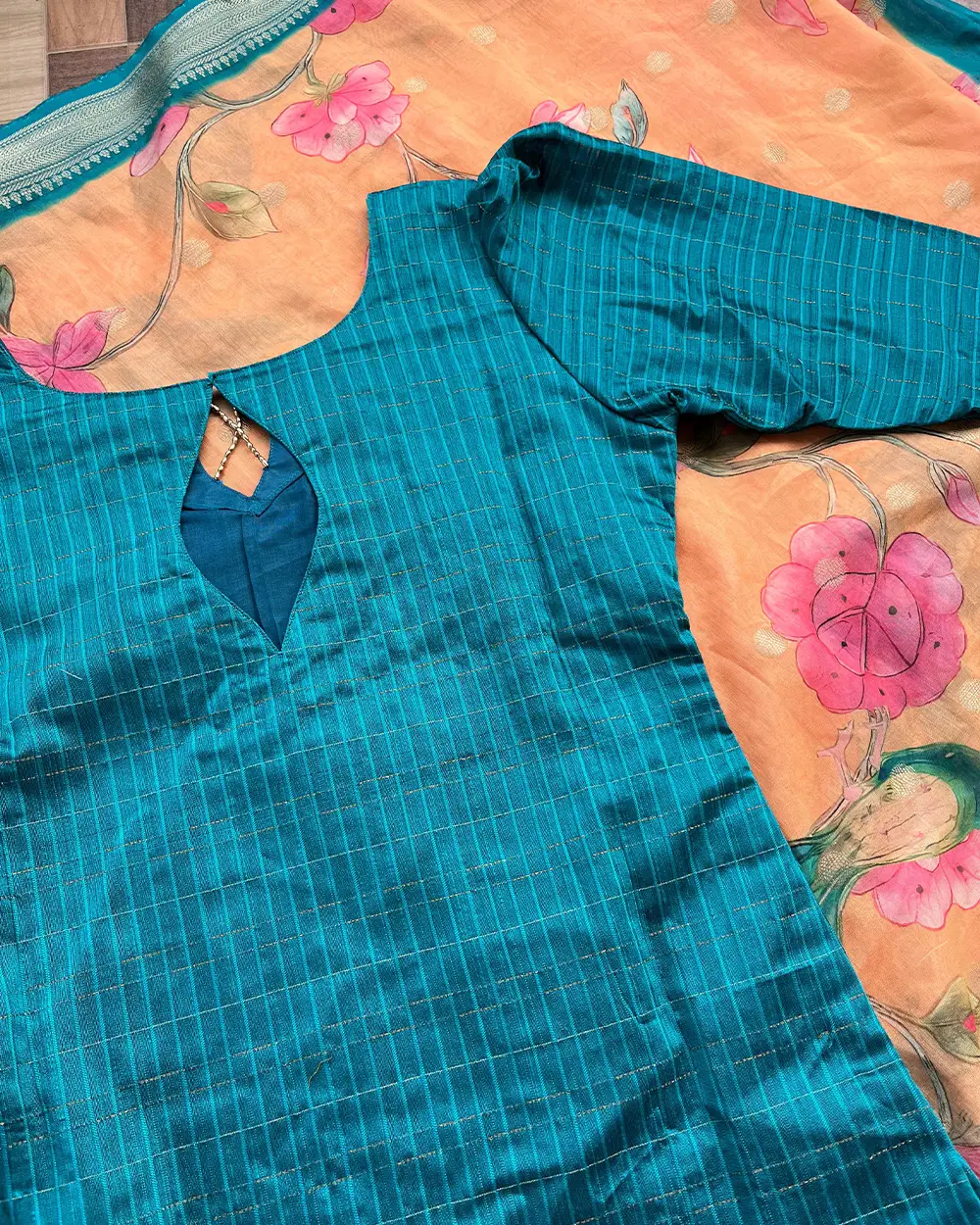 T239 Mayil Oviya Silk Kurta Set (Pre Order 15-20 days) - Image 3