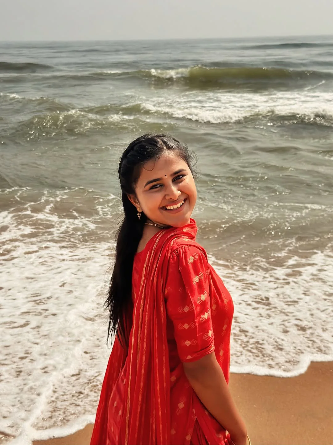 T270 Red Lady Kurta Set - Image 4